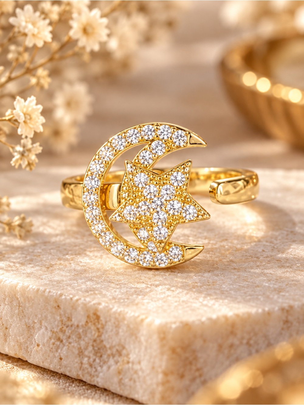 🌙🌟Gold Tone Celestial Spinning Star Ring with Crystals